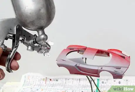 Imagen titulada Paint a Model Car Step 16