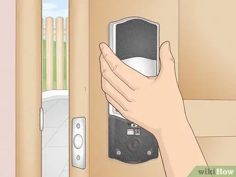 Imagen titulada Change Kwikset Lock Code Step 2