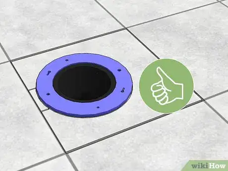 Imagen titulada Cut Tile Around a Toilet Step 20