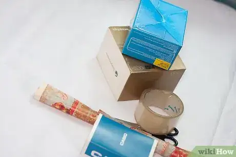 Imagen titulada Prank Someone with a Layered Christmas Gift Step 2