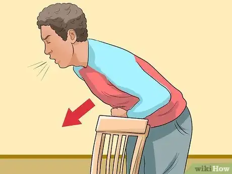 Imagen titulada Perform the Heimlich Maneuver on Yourself Step 5