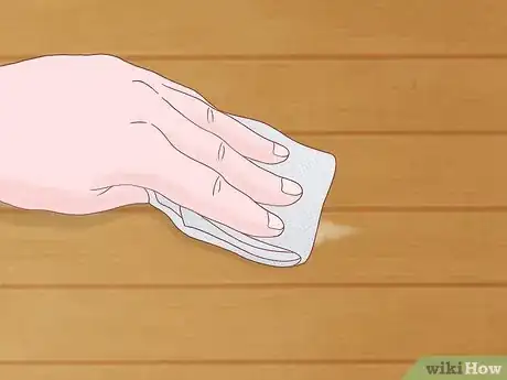Imagen titulada Remove Super Glue from Laminate Flooring Step 10