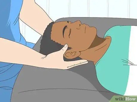 Imagen titulada Relieve Neck Pain Step 9
