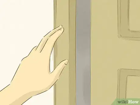 Imagen titulada Anoint Oil Step 10