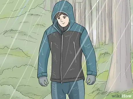 Imagen titulada Dress for Hiking Step 12