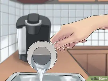 Imagen titulada Descale a Keurig Step 13