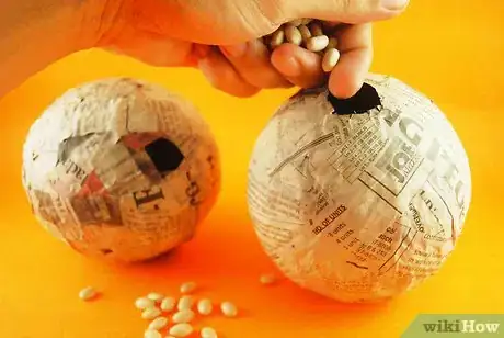 Imagen titulada Make Your Own Mexican Maracas Step 8