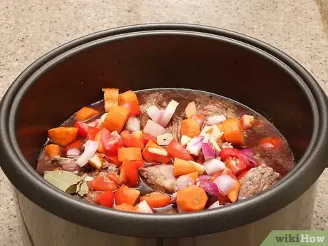 Imagen titulada Cook Beef in a Slow Cooker Step 15