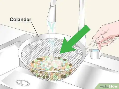 Imagen titulada Clean a Fish Bowl Step 7