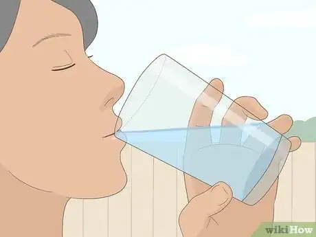 Imagen titulada Tan when It's Cloudy Step 10