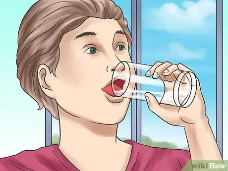 Imagen titulada Have a Healthy Tongue Step 5