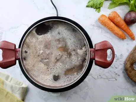 Imagen titulada Make a Basic Consommé Step 1