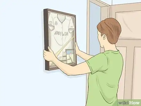 Imagen titulada Hang a Jersey on a Wall Step 17