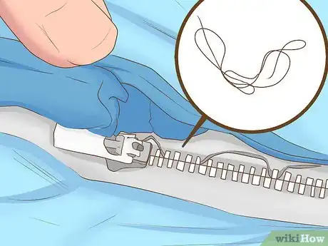 Imagen titulada Loosen a Hard to Close Zipper Step 4