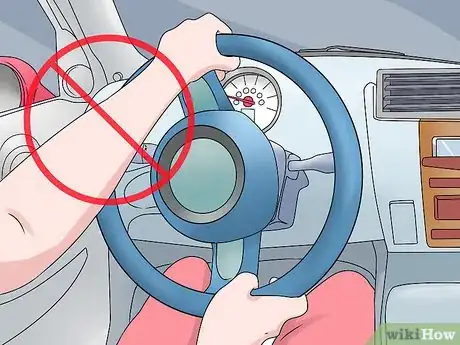 Imagen titulada Sit in a Car Without Back Pain Step 7