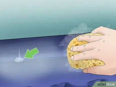 Imagen titulada Repair an Air Mattress Step 2