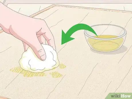Imagen titulada Clean a Seagrass Rug Step 10