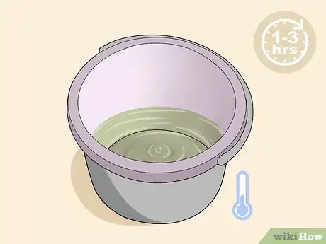 Imagen titulada Clean a Wax Pot Step 5