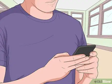 Imagen titulada Respond when a Girl Says She Likes You over Text Step 8