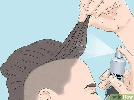 Imagen titulada Put up a Mohawk or Liberty Spikes Step 12