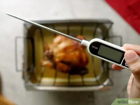 Imagen titulada Know if Chicken Is Cooked Step 1