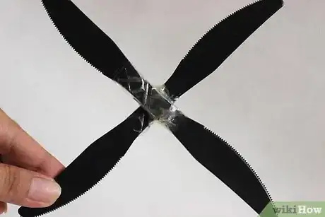 Imagen titulada Make a Ninja Star Step 9Bullet1