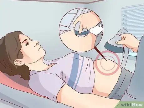 Imagen titulada Get a Baby to Move for an Ultrasound Step 4