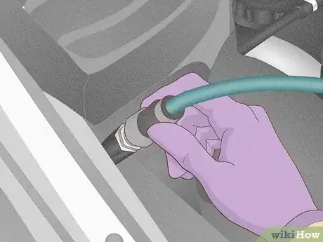 Imagen titulada Recharge the Air Conditioner in a Car Step 19