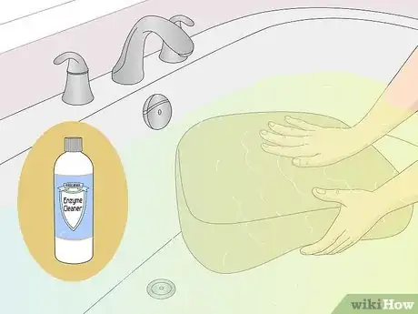Imagen titulada Get Urine Out of a Car Seat Step 13