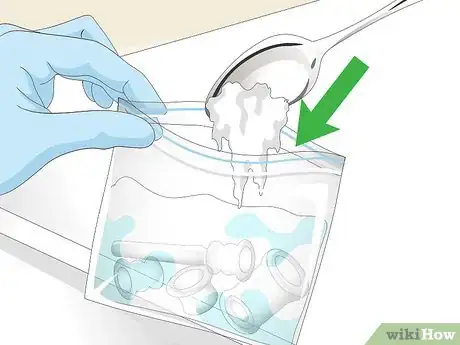 Imagen titulada Clean a Bong Step 8