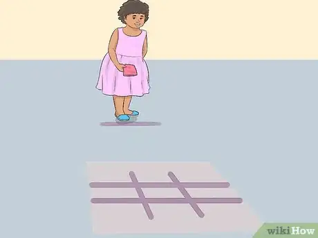 Imagen titulada Play Bean Bag Toss Step 8