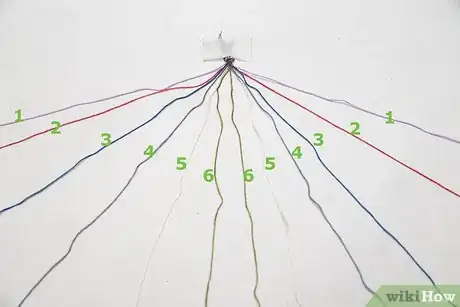 Imagen titulada Make Bracelets out of Thread Step 11