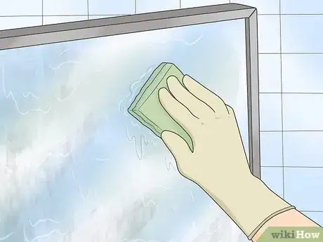 Imagen titulada Remove Hard Water Stains from Shower Doors Step 15