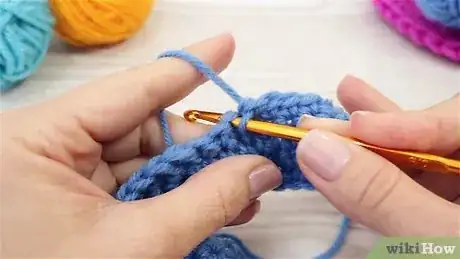 Imagen titulada Single Crochet Step 1