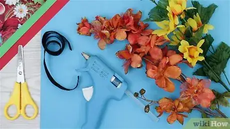 Imagen titulada Make a Flower Headband Step 1