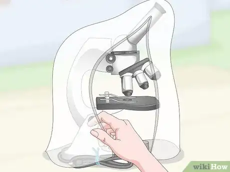 Imagen titulada Put Away a Microscope Step 10