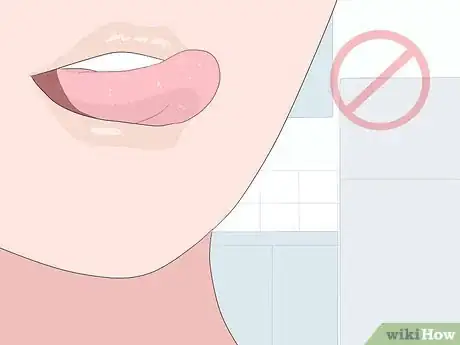 Imagen titulada Cure Angular Cheilitis Step 5