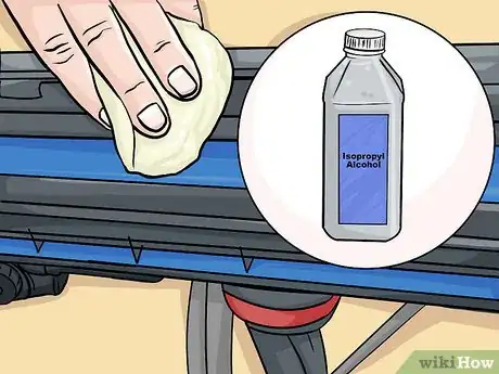Imagen titulada Clean a Vacuum Step 10