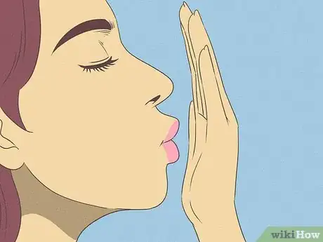 Imagen titulada Make Your Lips Bigger Step 25