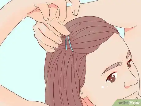 Imagen titulada Grow out Bangs Step 1