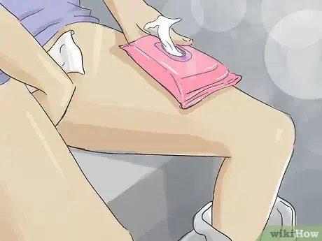 Imagen titulada Urinate when on an Automobile Trip Step 6