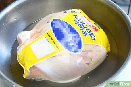 Imagen titulada Clean a Chicken Step 3