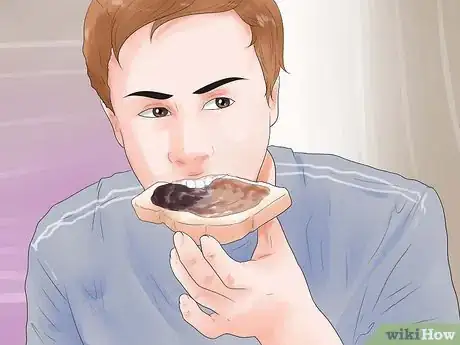 Imagen titulada Eat Marmite Step 3