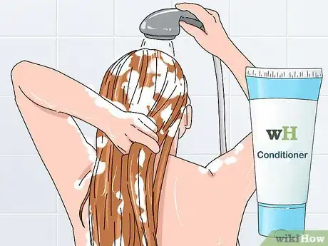 Imagen titulada Highlight Your Hair Naturally Step 9