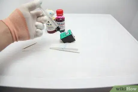 Imagen titulada Refill and Reuse a Printer Cartridge Step 12