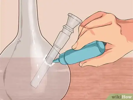 Imagen titulada Make a Bong from a Liquor Bottle Step 7