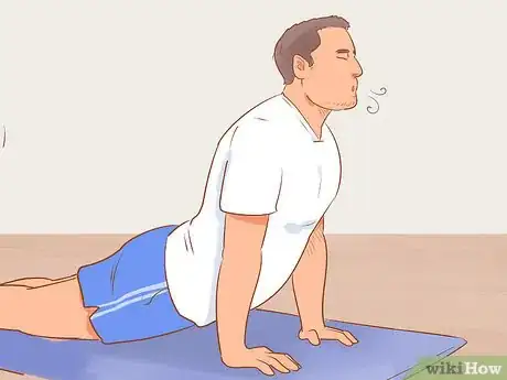 Imagen titulada Fix a Receding Hairline Step 11