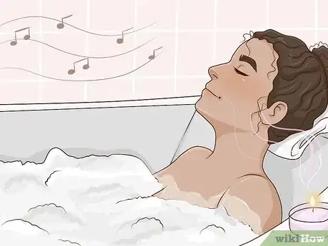 Imagen titulada Ease Period Cramps at Night Step 2