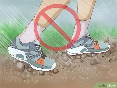 Imagen titulada Clean Icy Soles Step 11