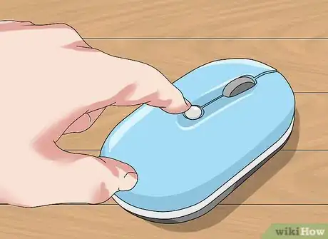 Imagen titulada Connect a Wireless Mouse Step 4